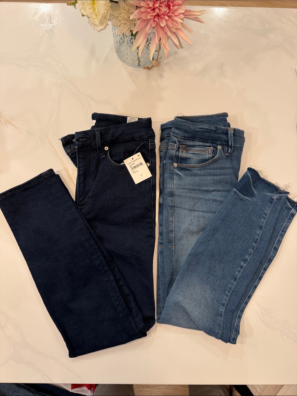 Good American Dark Wash and Insigo Stretch Skinny Jeans – Size 6–12